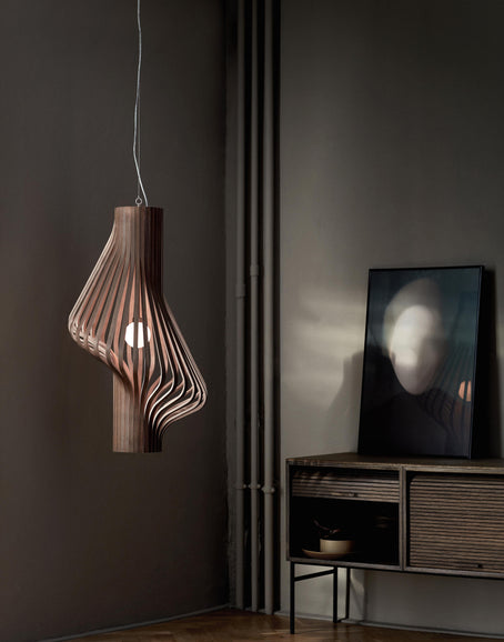 Diva smoked oak pendant- photo Chris Tonnesen