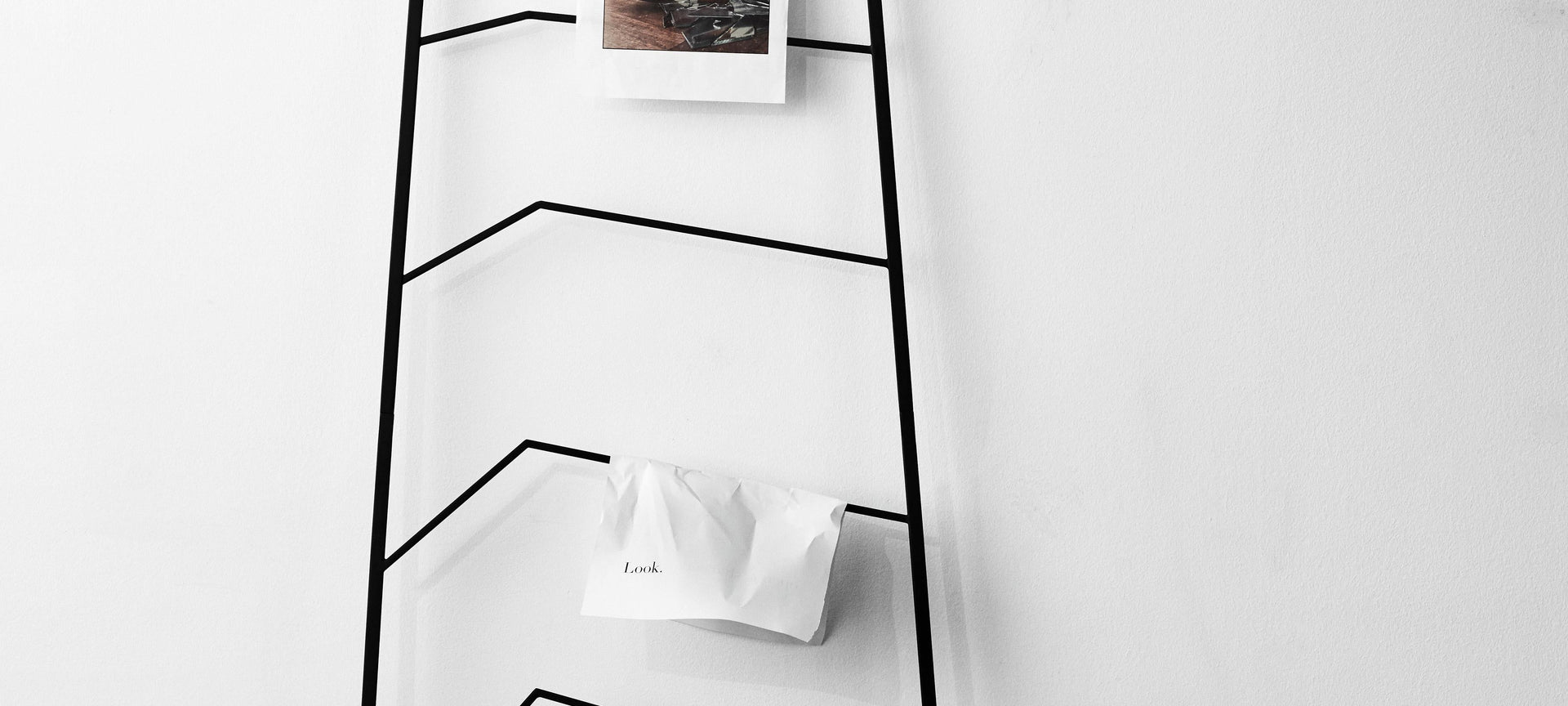 Nook with paper- photo Chris Tonnesen