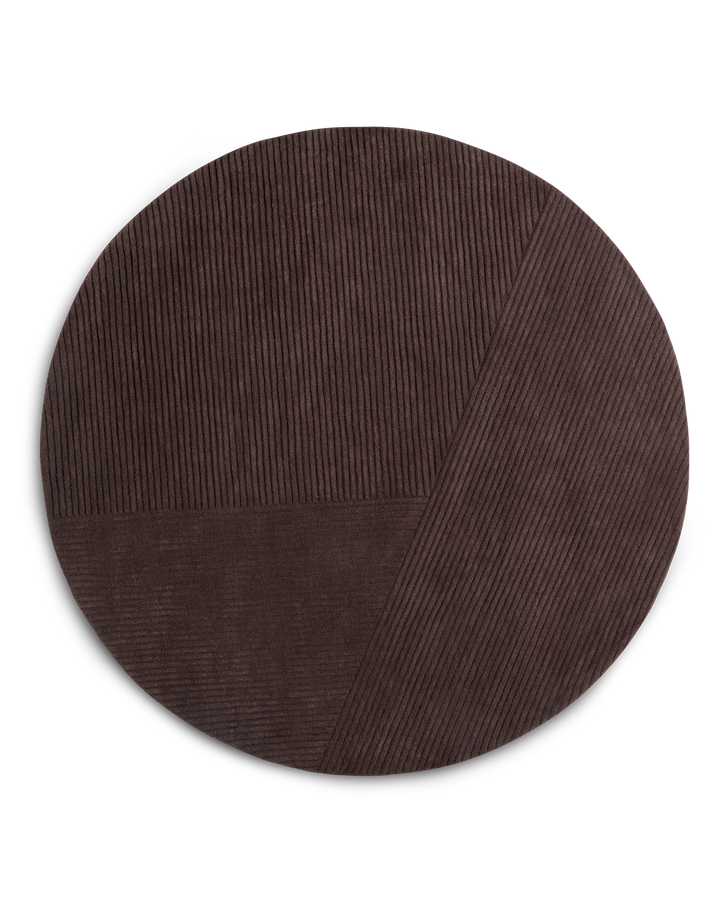 Row rug circular dark brown 1ea63e9a 3458 415a 88d5 90626e46018c