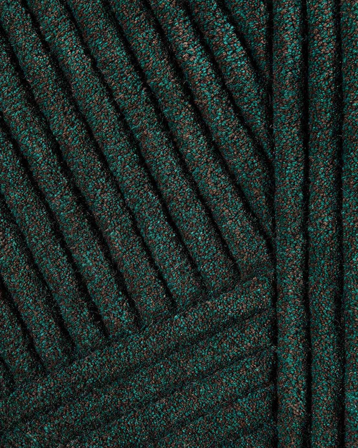 Row rug green detail photo Chris Tonnesen 50a1b968 d51c 4f05 b32e 08281941e755