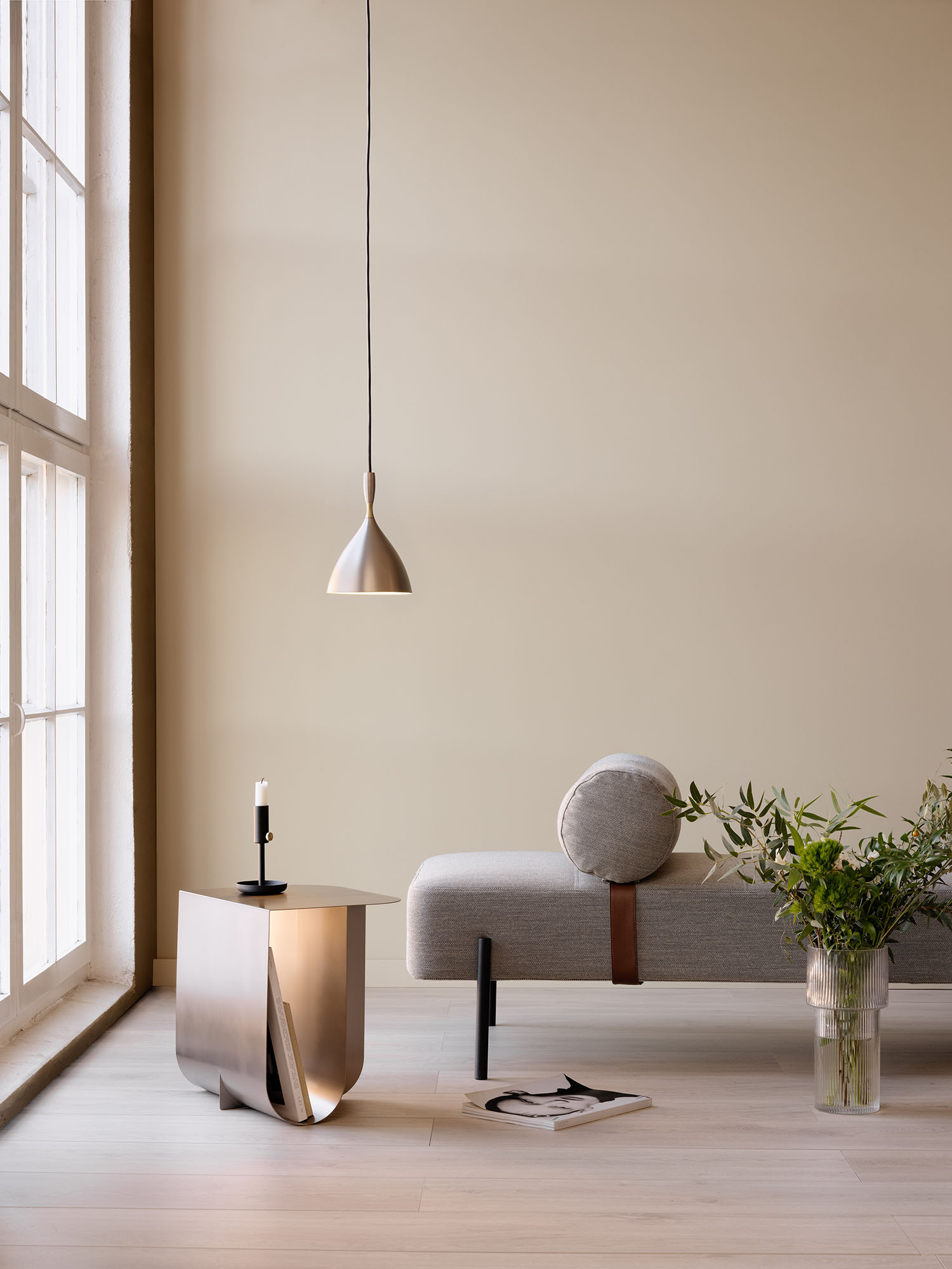 Daybe_daybed_Dokka_pendant_Mass_table_Northern_Ph_Einar_Aslaksen_Low-res